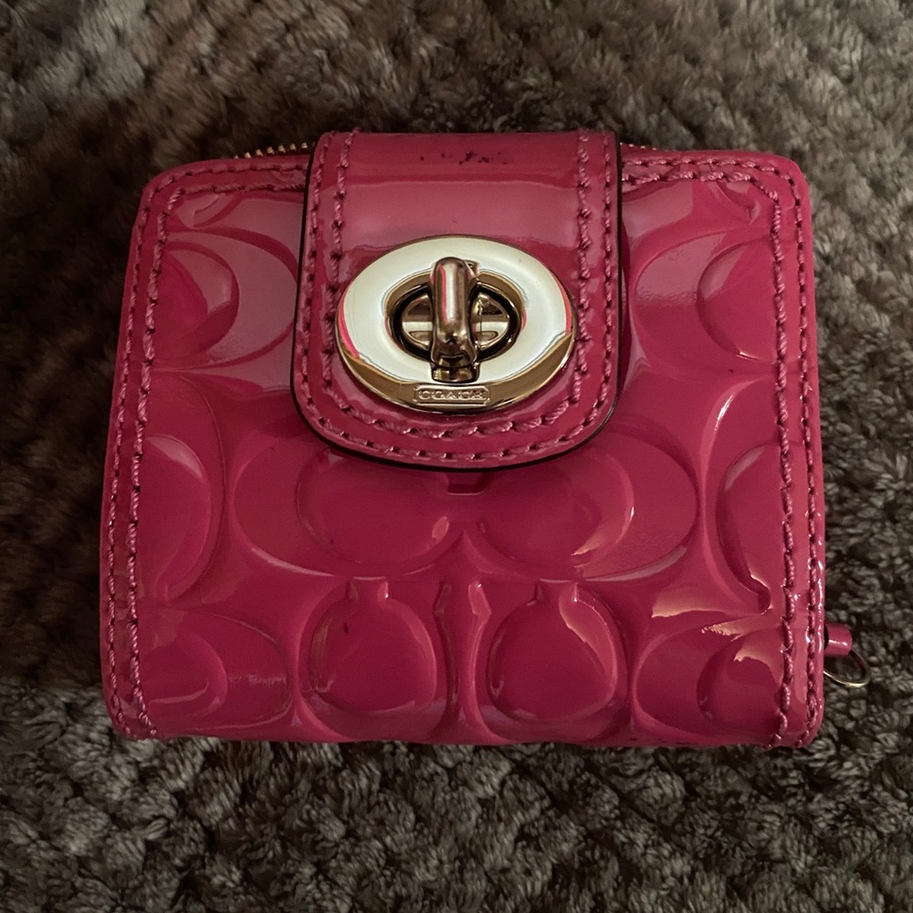 Vintage pink Coach wallet
